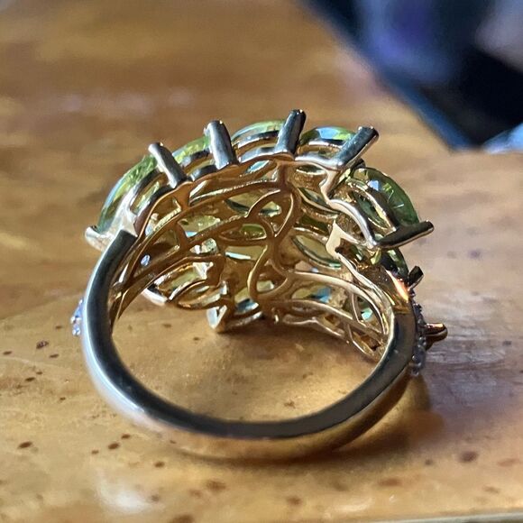 Arizona Peridot Sterling Silver Cluster Ring Size 5 - Picture 5 of 9